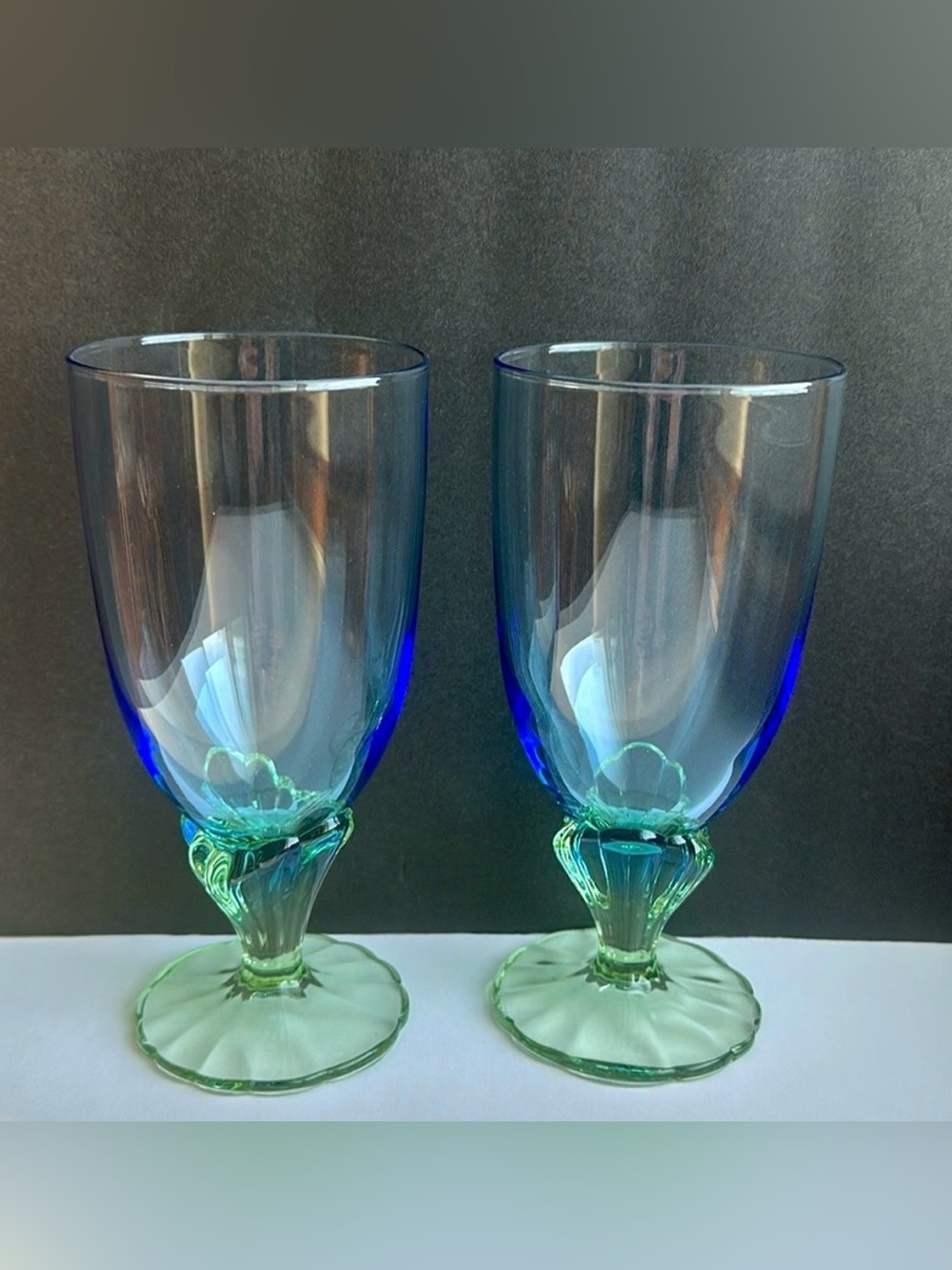 Set of 2 Bormioli Rocco Bahia Blue Green Footed 16 oz Iced Tea Goblets 7-3/8” H